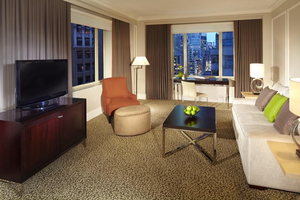 King Suite,1295800120:JPEG
