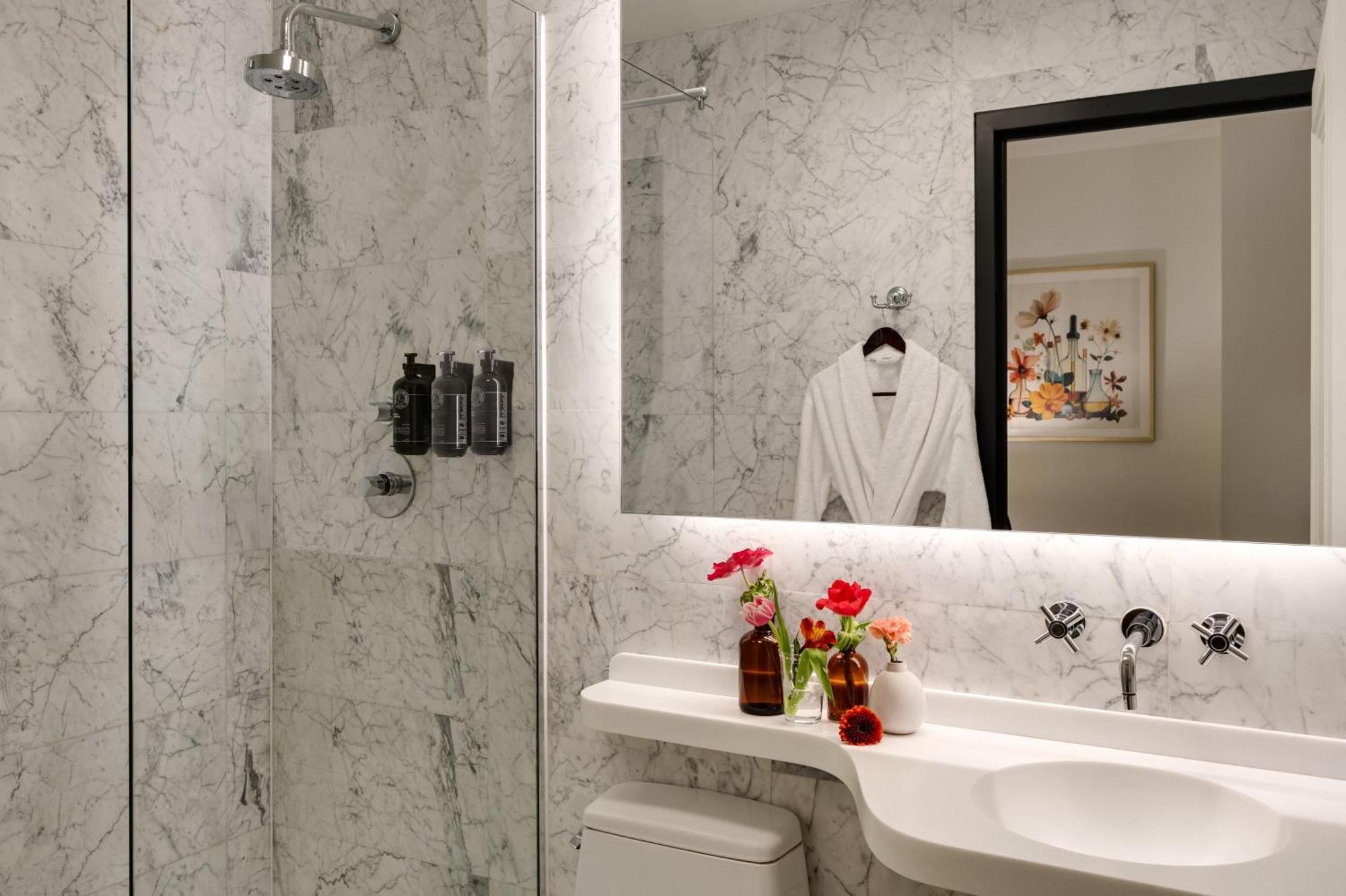 Junior Suite,1632207787:JPEG
