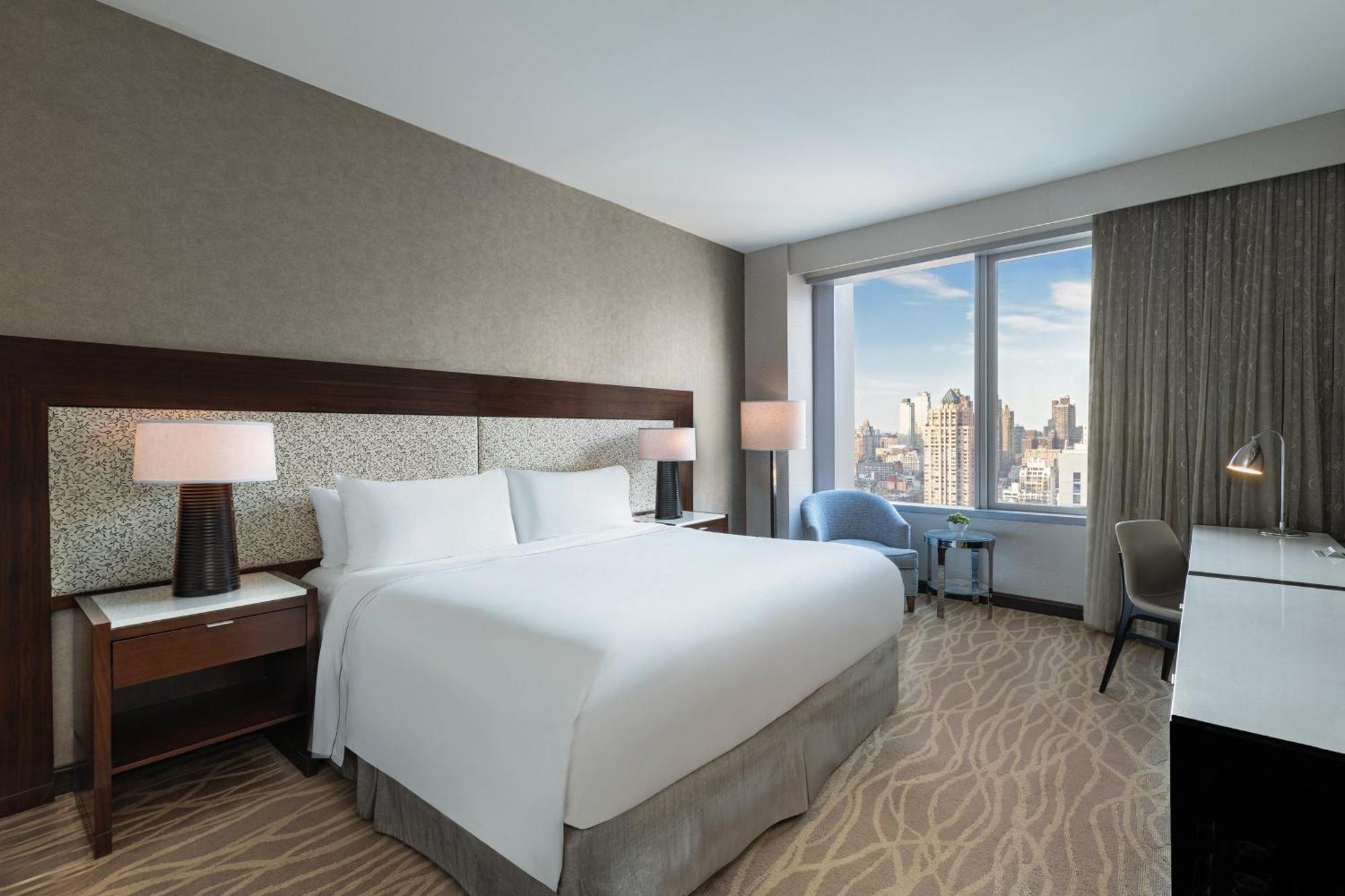 Premium King Room Midtown View,1769533341:JPEG