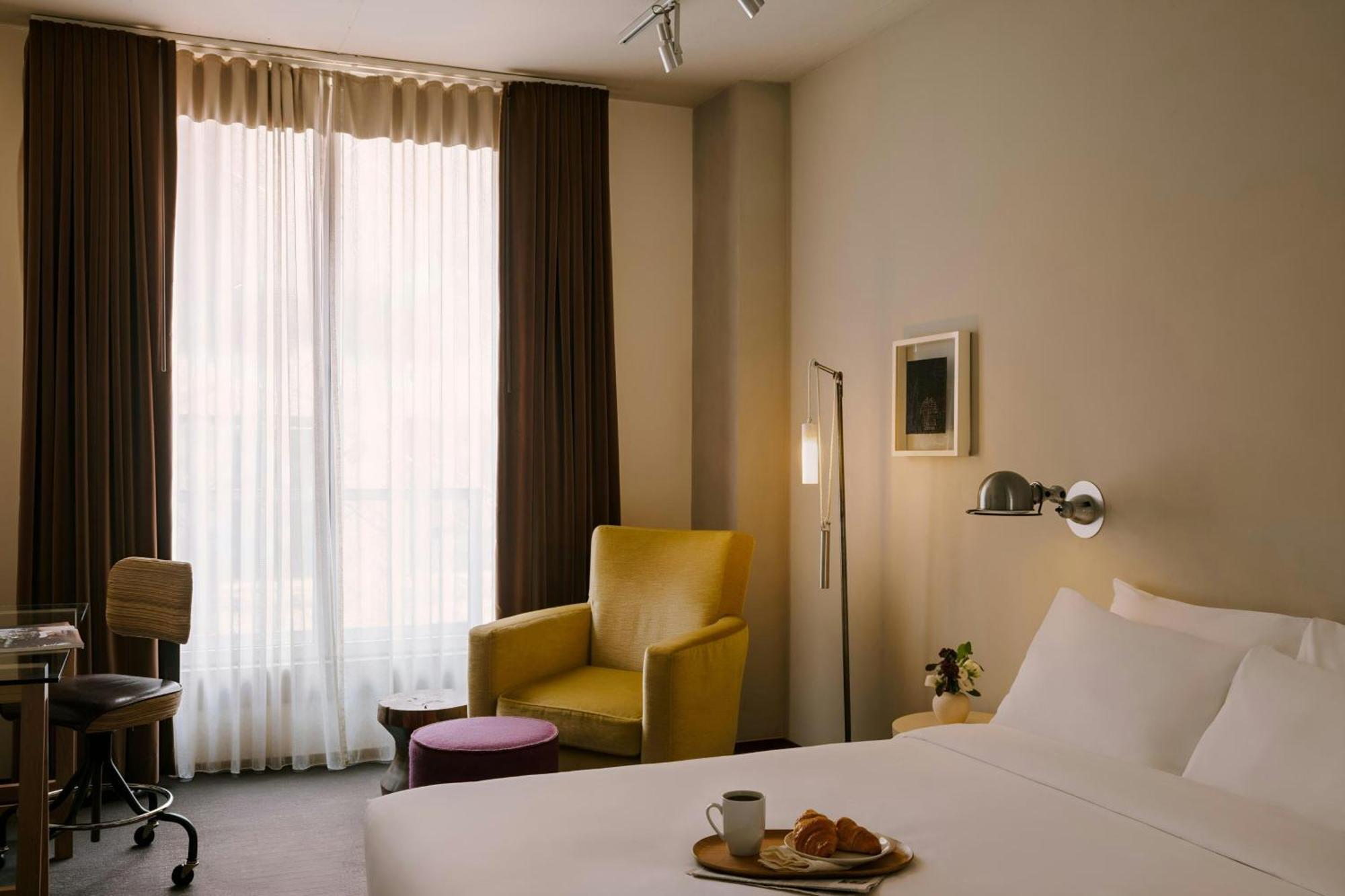 Queen Room,1666643883:JPEG