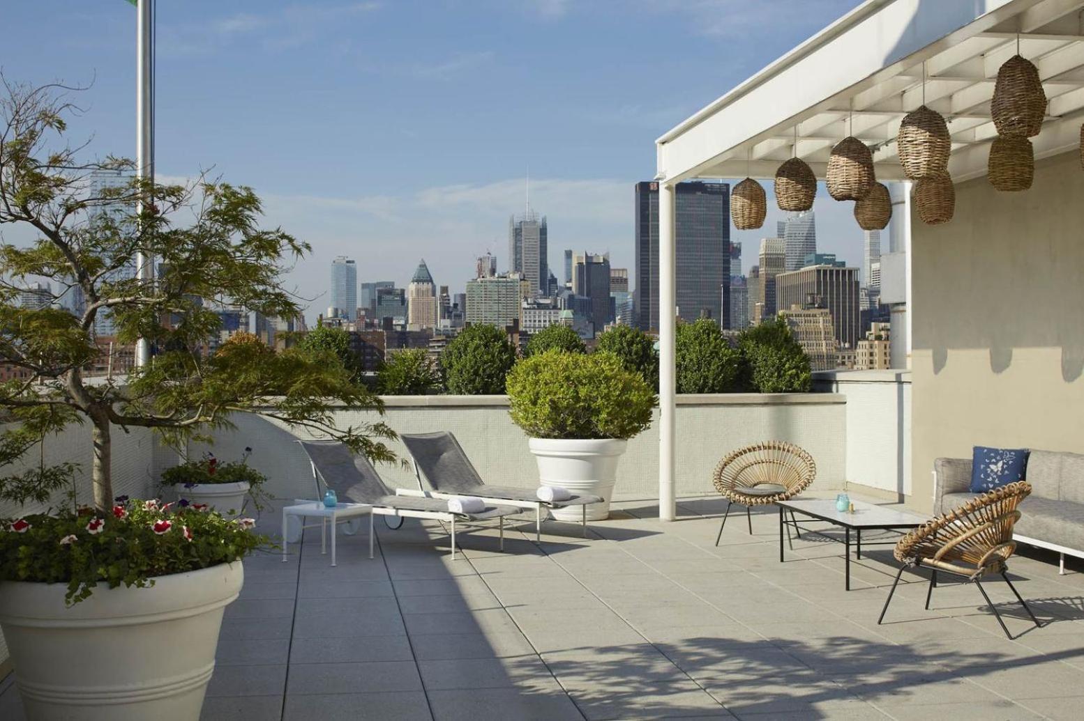 Rooftop Penthouse,1216815415:JPEG